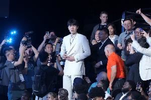 队记：杨瀚森16顺位被选说明模拟选秀仅供参考 很多队都放烟雾弹