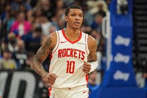 斯通：小贾很有上进心 最欣赏他从不找借口&坦然接受批评