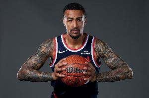 科林斯：比赛态度和执行力至关重要 我们可能有点太放松太懈怠了